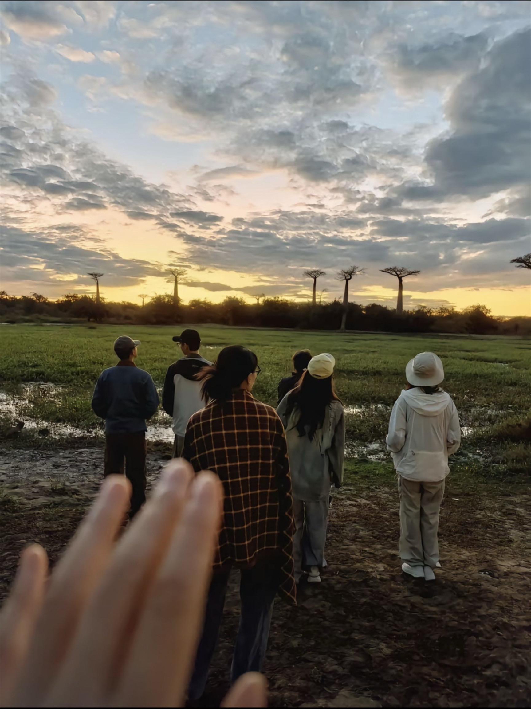 山海的浩瀚 宇宙的浪漫 都一起看。