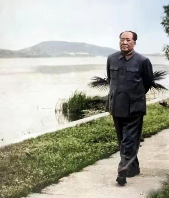 多为群众做好事、办实事、解难事！
