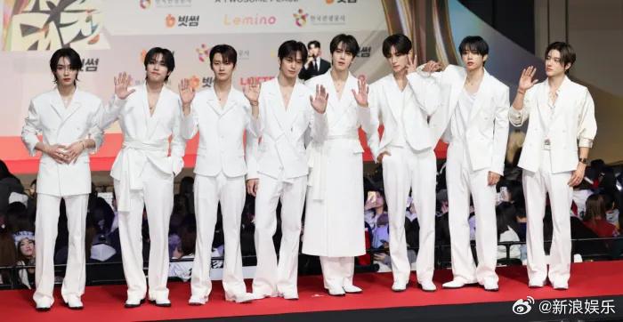 新浪娱乐THEBOYZ起诉车佳元贪污 据韩媒，THE BOYZ方法律代理人最近以