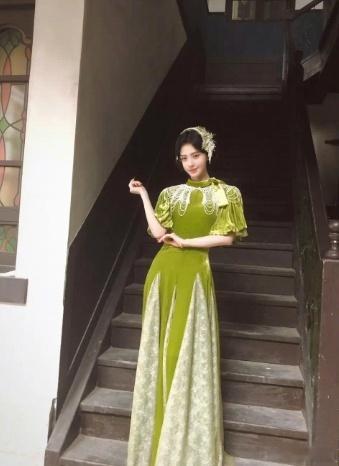 鞠婧祎这都把一米五拍出了一米七的感觉