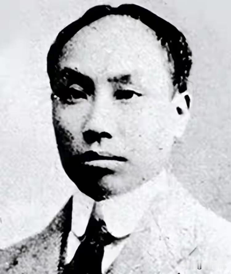 陈独秀临终被反复注射强心剂！上万银元稿费，为何不留给妻子？
 
1942年5月2