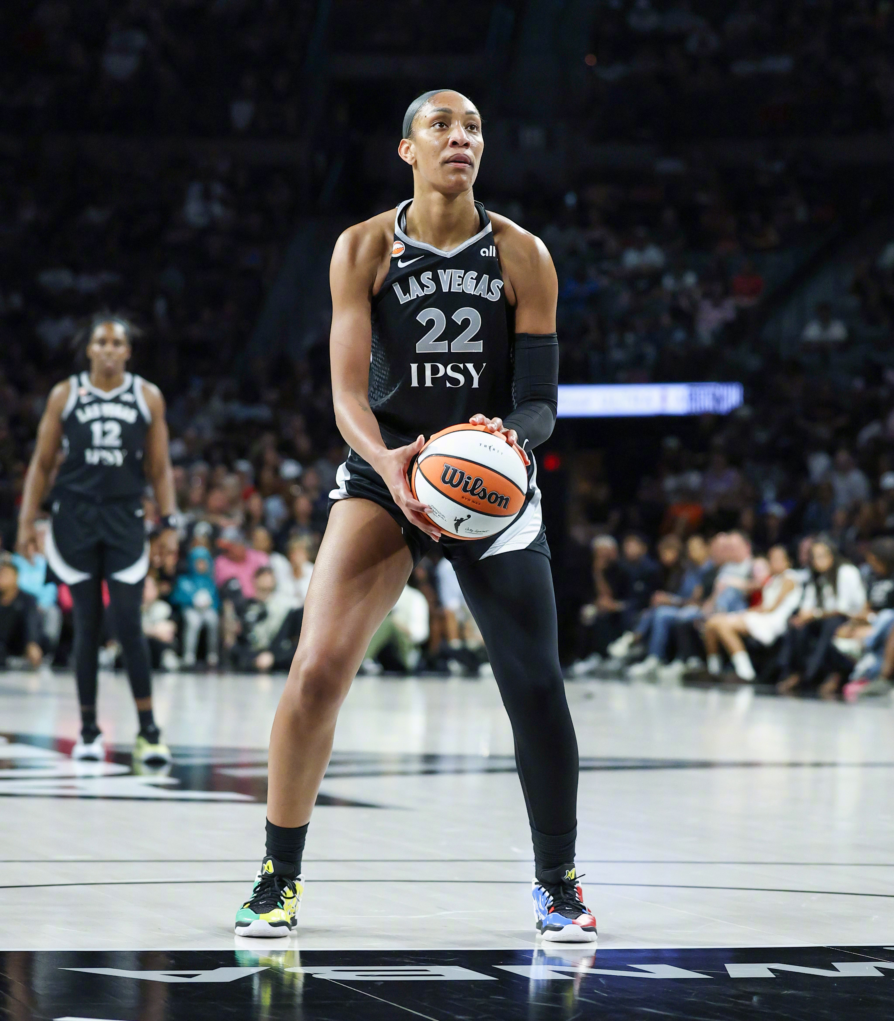 WNBA鞋视角 Nike A'TWO「Draw 4」阿贾·威尔逊上脚以UNO游戏
