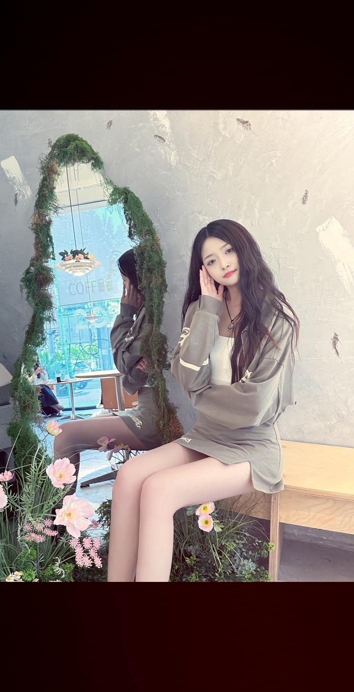 可我不是水性杨花的人 你说害怕我离开的时候 我恨不得把心扒开给你看