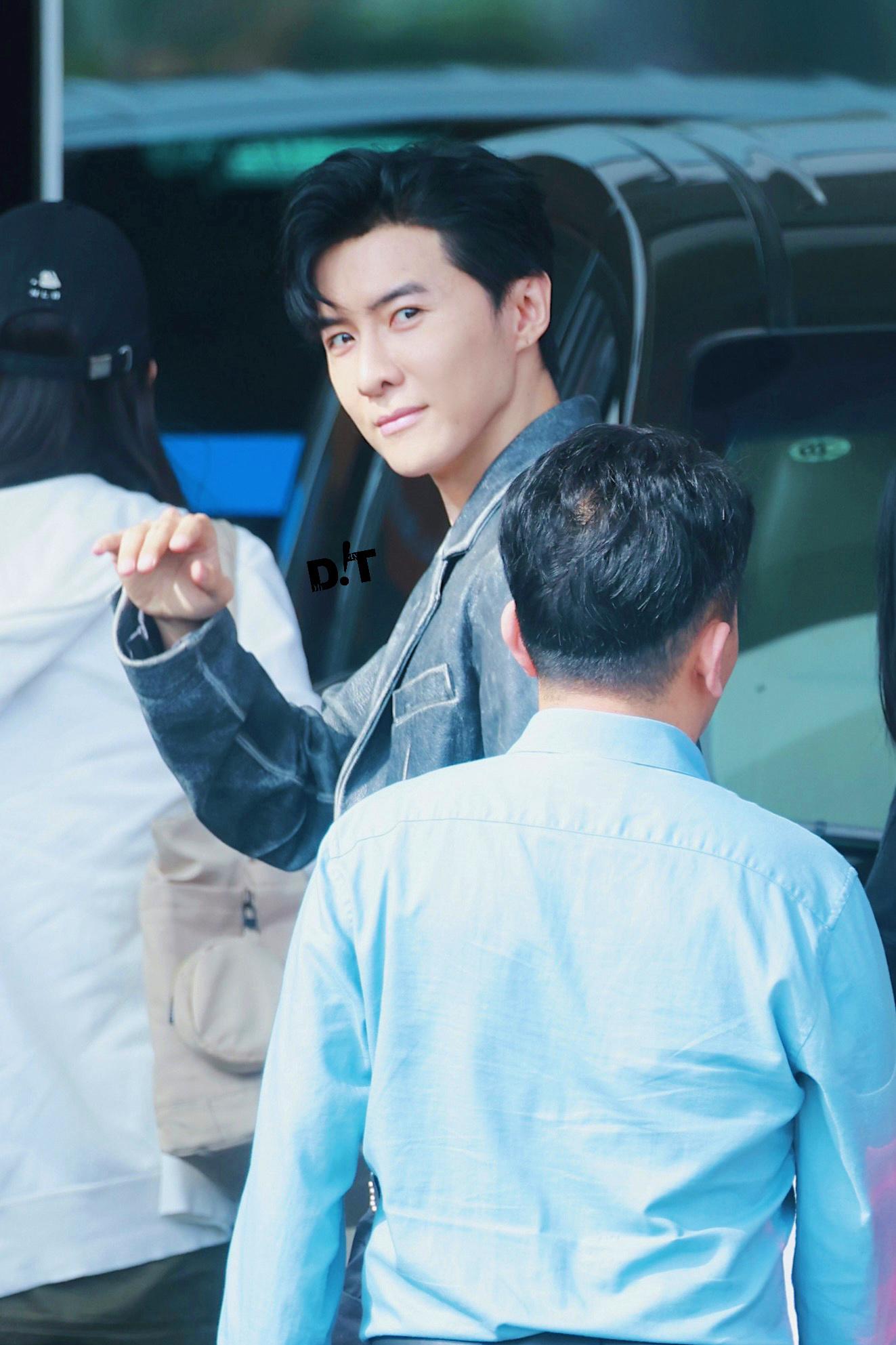 #唐禹哲去hi6上班了##唐禹哲你好星期六路透#话说唐禹哲这状态不错，上班很开心