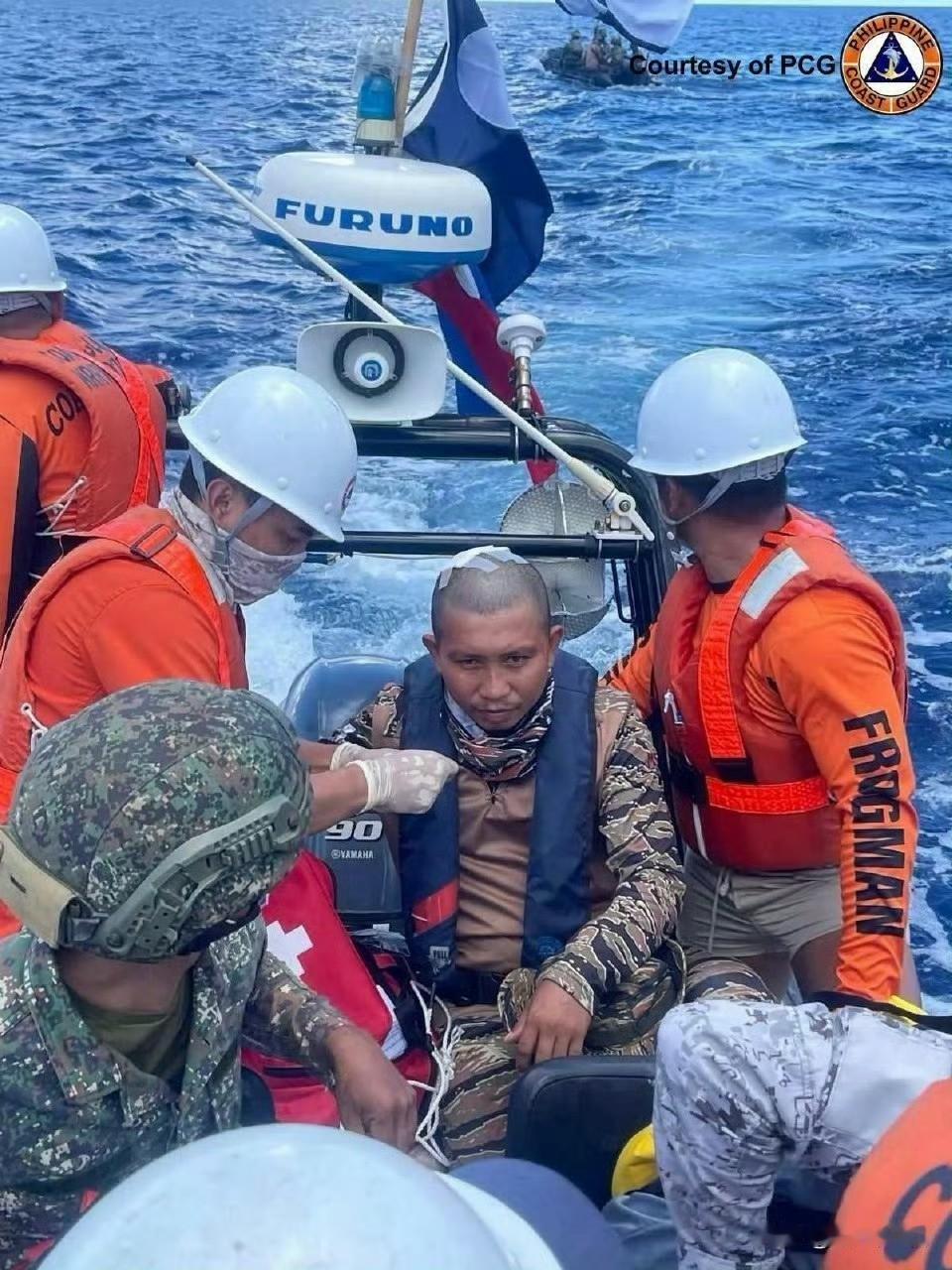 菲律宾防长那句“少根头发就开战”的言论，这次彻底成了国际笑话。那名挑衅的菲律宾士