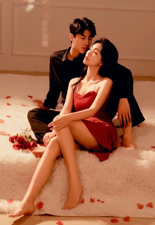 暧昧藏不住！女人愿意对你开放这3个“禁区”，就是在暗示你主动！
 
感情里最磨人