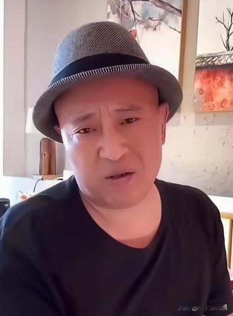 赵四“分红不多”的事情引起了人们的关注，但是赵家班的收入并不是那么简单的
徒弟分