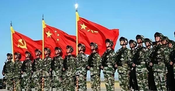 军事专家戴旭近期又提到一个点，他说中国人从晚清到现在，总改不了一个毛病，只要涉及