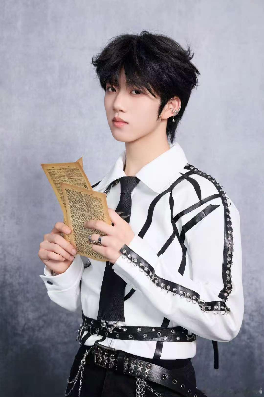 张函瑞祝大家看得开心 瑞瑞演出顺利 