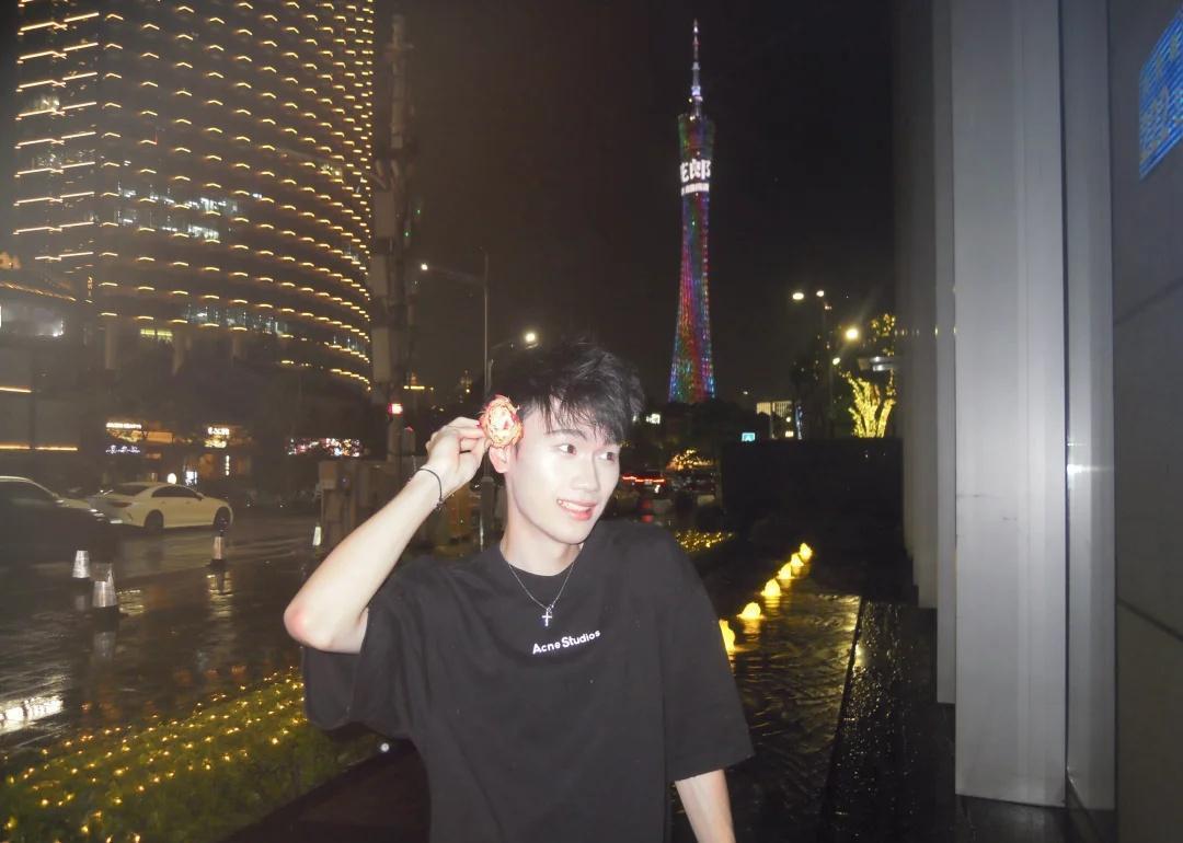广州能不能不要下雨了
☹️