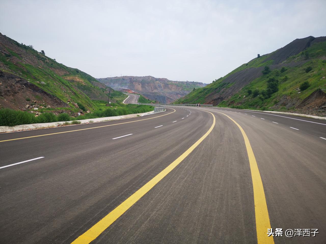 你家一年的电费多少钱？三口之家一年的电费不到两百元你能接受么？这是一个真实发生在