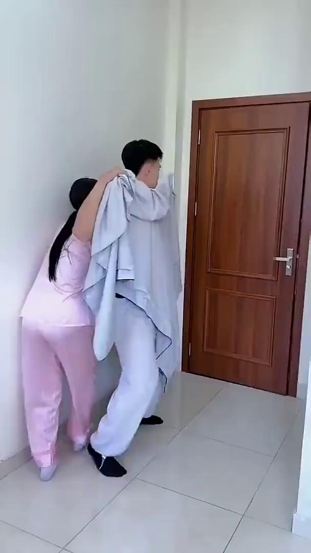 哈哈哈哈哈哈。