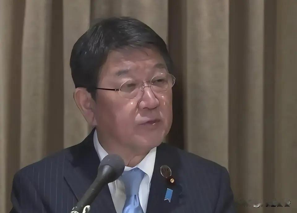 日本首相高市早苗发表挑衅言论，造成中日关系紧张，小日本还死不认错，日本外相茂木敏