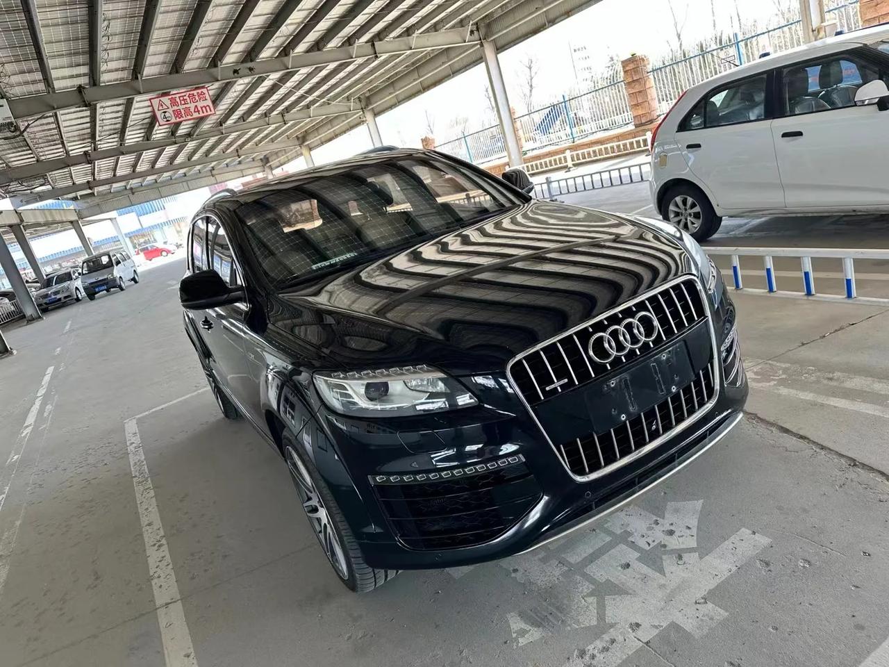 真好呀，25岁就开当年150多万多车[恐惧]

这个车是尊藏版最高配，16年1月