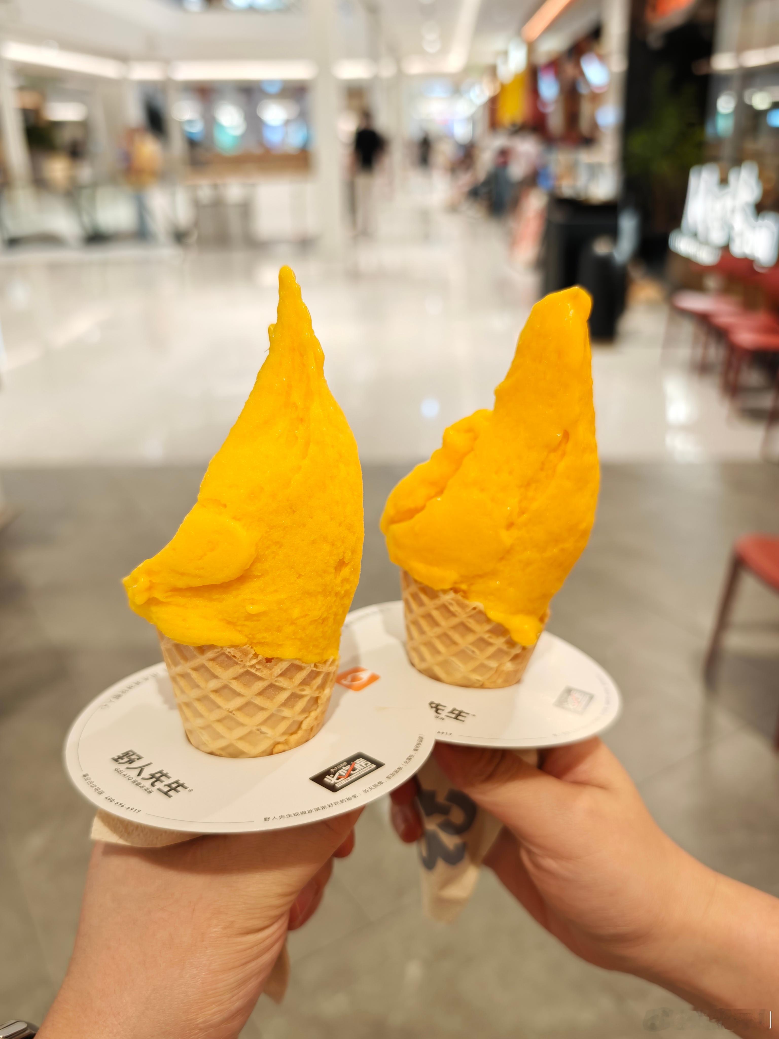娃不在，和老婆吃吃喝喝 