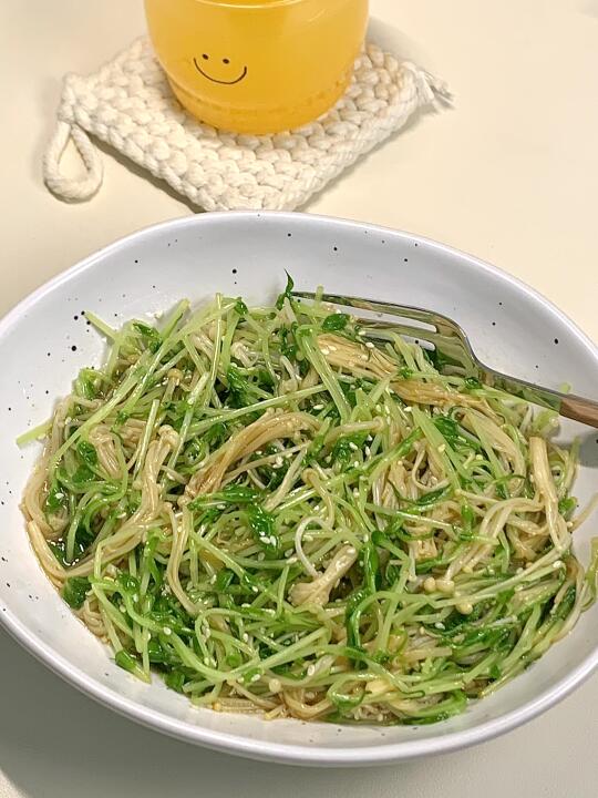 初春时令菜|凉拌豆苗金针菇🥗鲜嫩脆爽