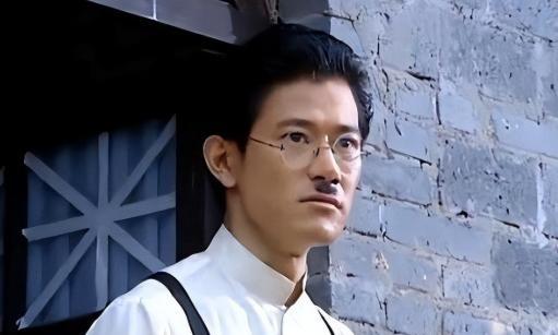 吃了23年中国饭娶了中国老婆，却砸了中国碗，如今自食恶果。他就是日本演员矢野浩二
