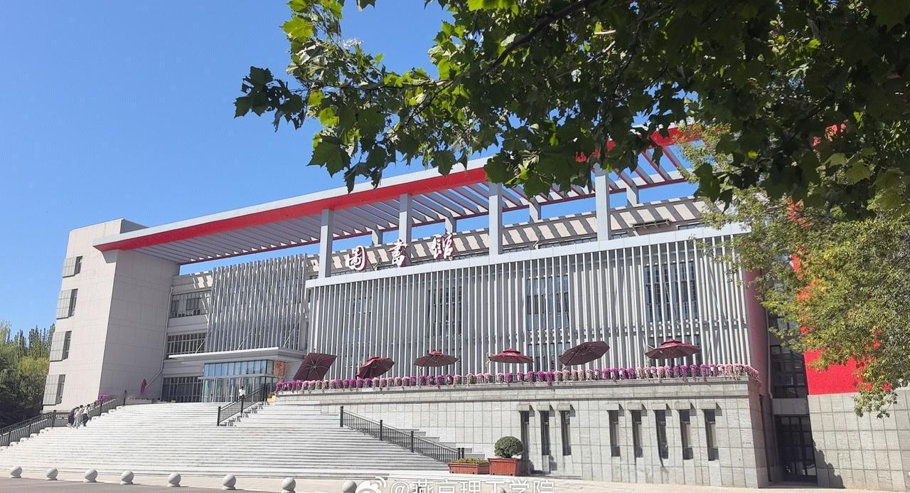 图片:梁家玮
文字:梁家玮
编辑:赵子涵