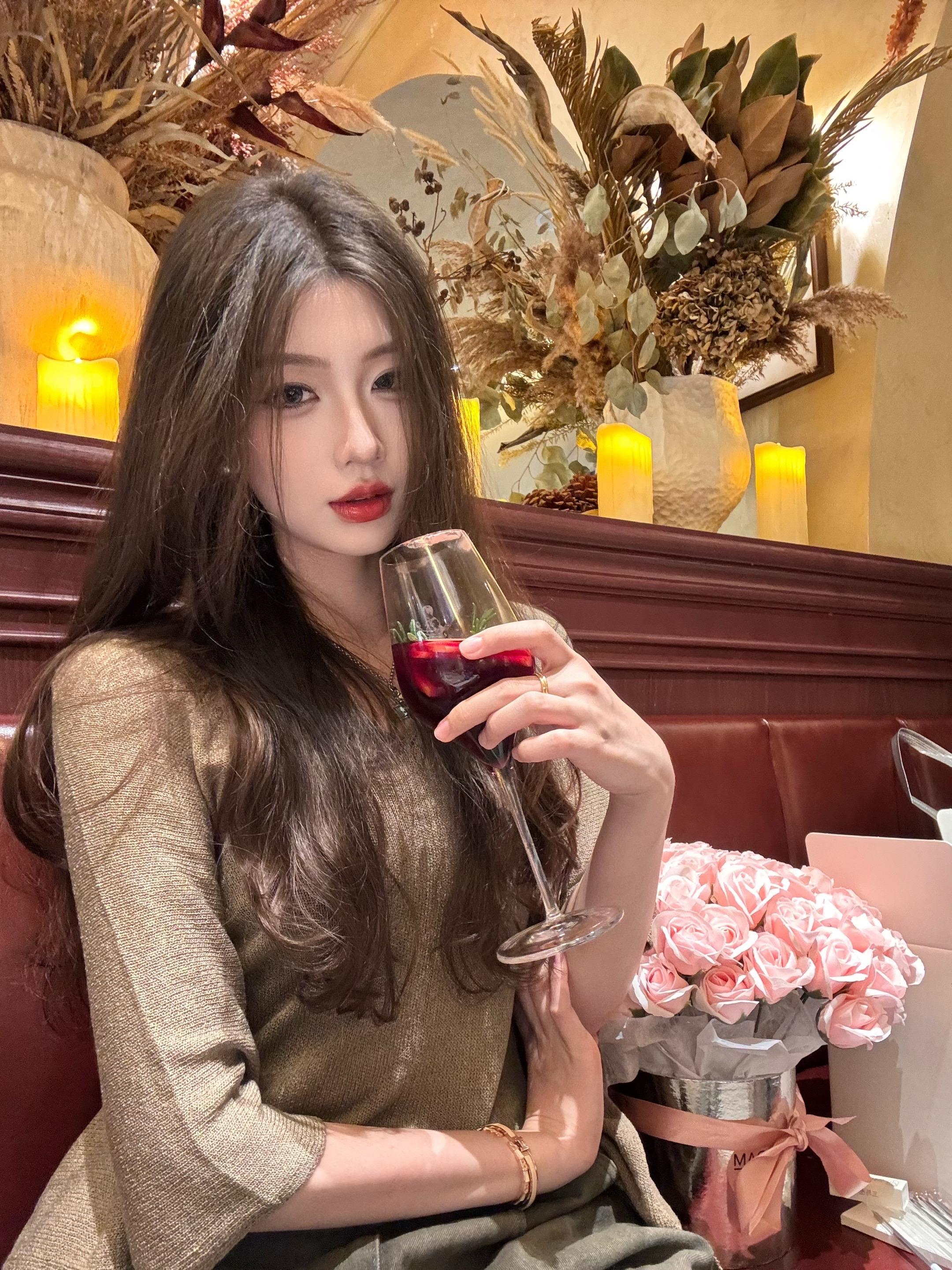不理我的人拉出去放牛 忘记我的人送去非洲训猴 和我作对的人去西班牙斗牛...