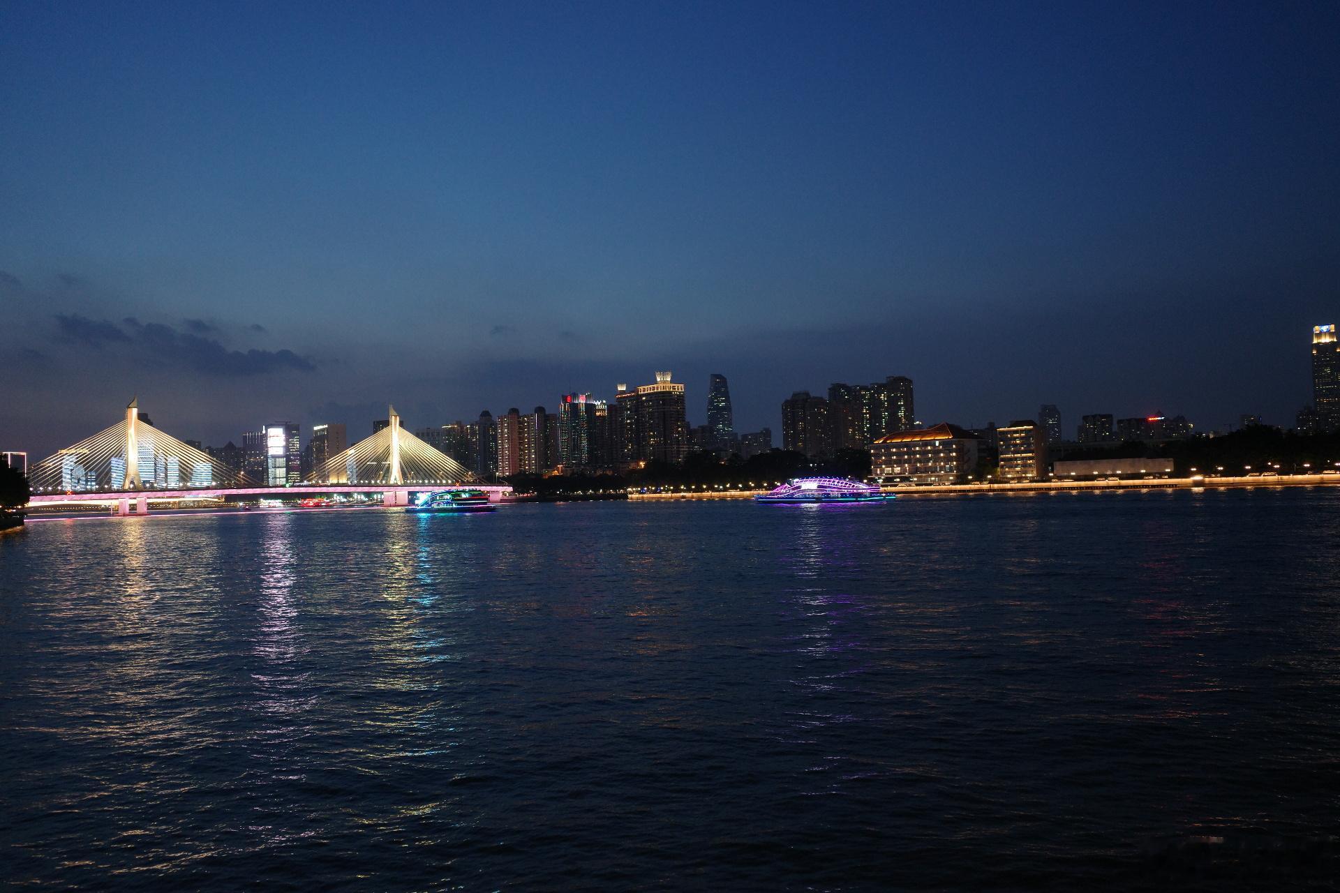 广州晚安，奉上珠江蓝调夜色美好时光夜景蓝调时刻随手拍天气 理光GR4 广州·中大