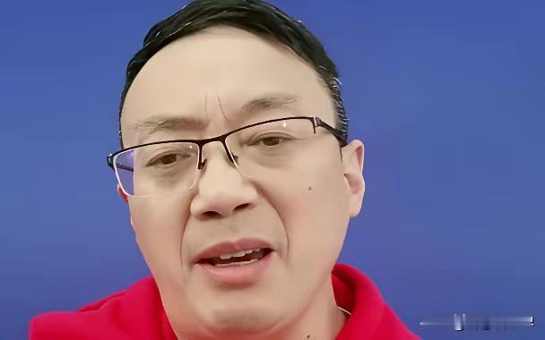 汤家凤老师凌晨发文，畅谈何为福利！汤老师说，只有他人或者团体提供的物质财富和精神