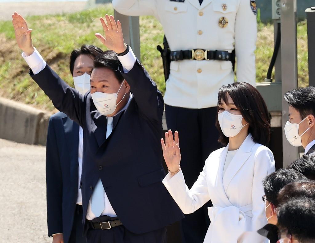 韩国人估计要开心了！6月份外贸实现顺差，而且是最近16个月来的首次顺差


源自