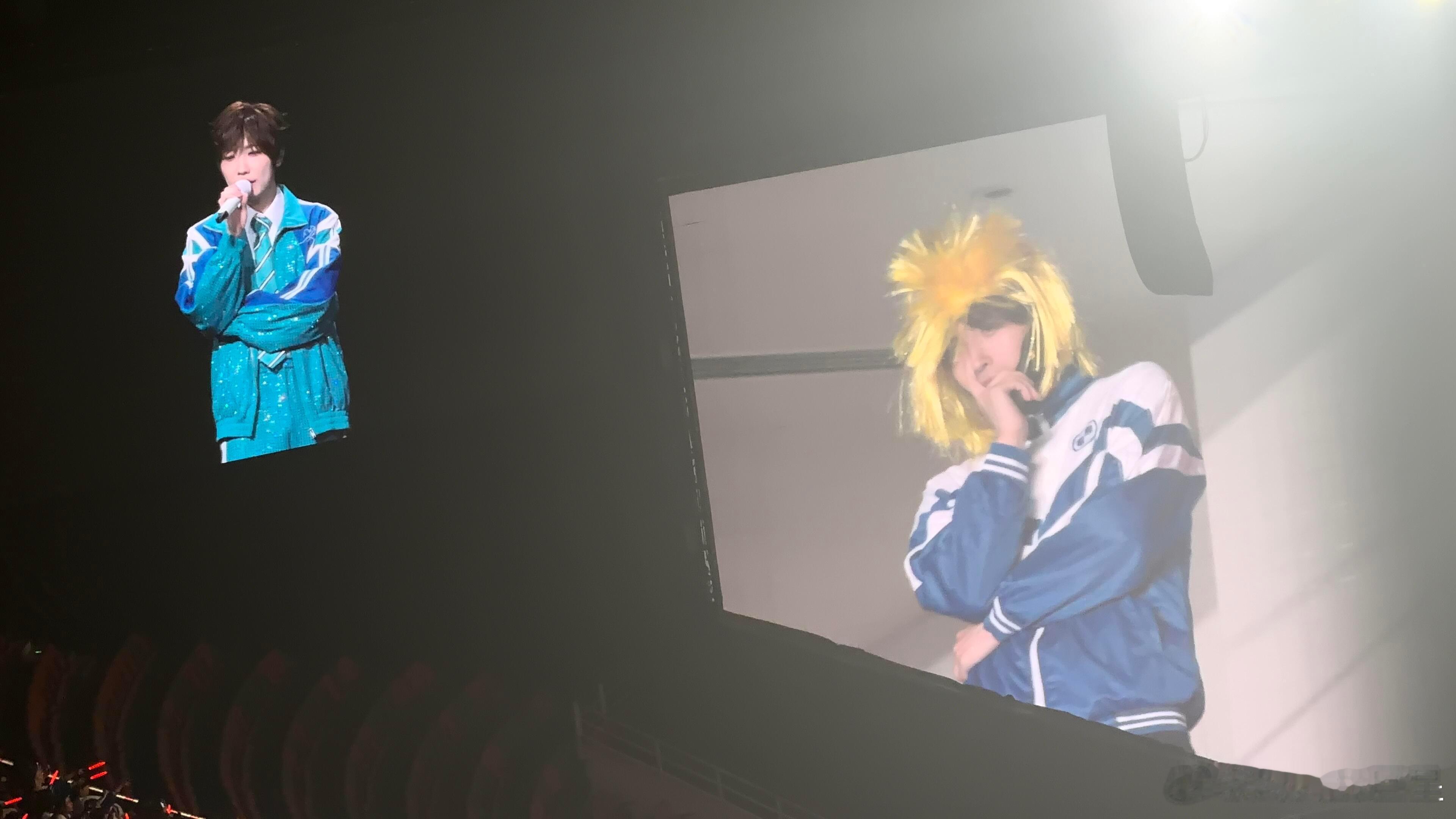 张远杀马特造型现身徐良演唱会张远去了徐良的演唱会 哪里来的非主流