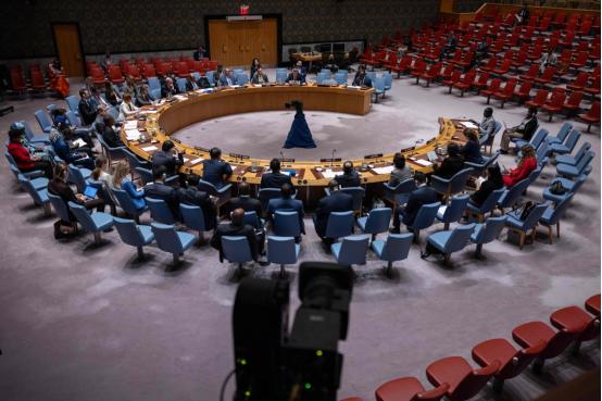 一年花掉1.4万亿美金搞防务，这笔钱多到让人不敢细想，不少人心里都犯嘀咕砸这么多