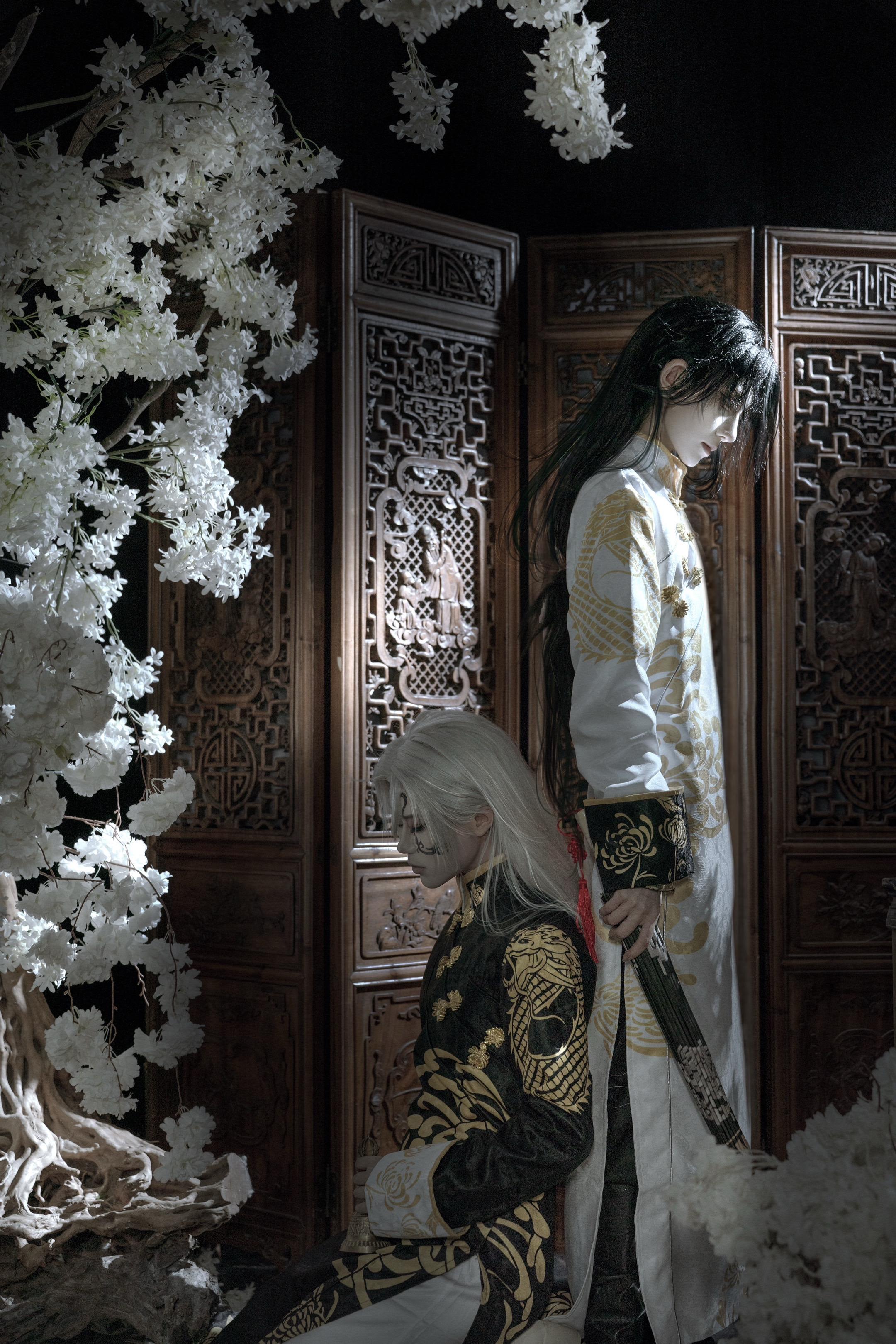 “十年生死两茫茫 不思量 自难忘”