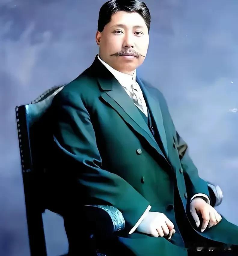 黄兴的“傻”，才是刻在骨子里的家国狠劲
 
长沙半城产业，收租要跑两天马，这般顶