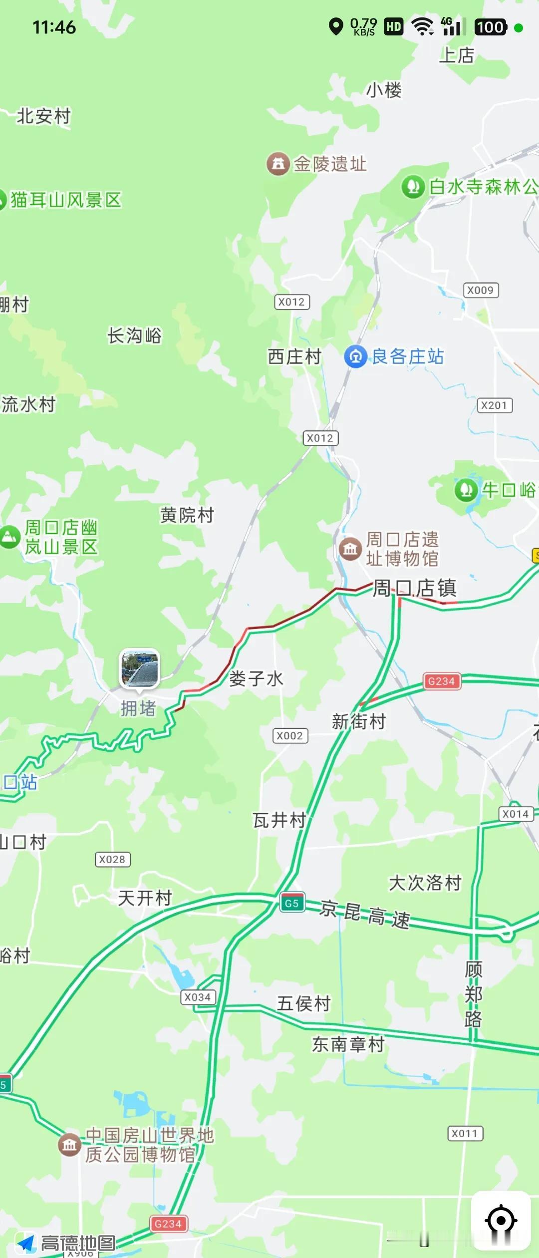 10月19日天气晴好，和赏红叶有关的景点堵到爆[捂脸]
如果您正在前往房山坡峰岭