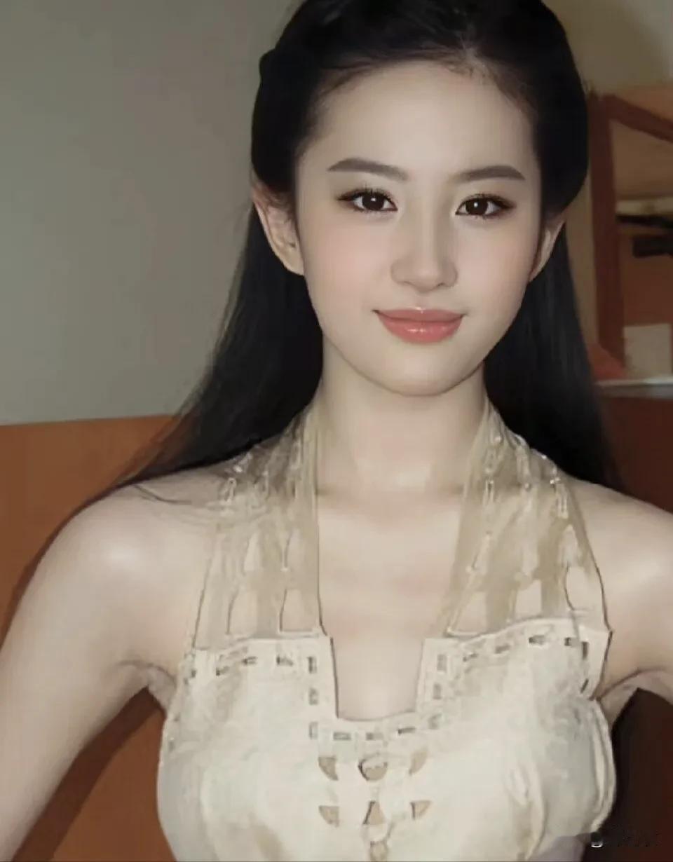 为什么现在的网红和明星喜欢营销小刘亦菲 ，可是她们明明长相八竿子打不着。

有网