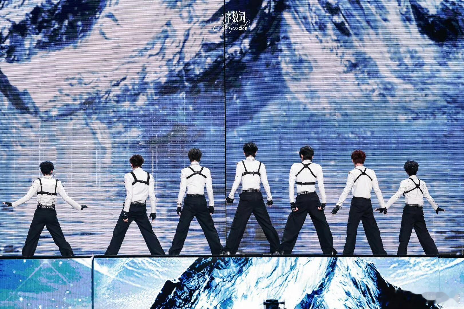 时代少年团上海演唱会单人机位时代少年团上海演唱会直播 单人机位直播真的是福利，让