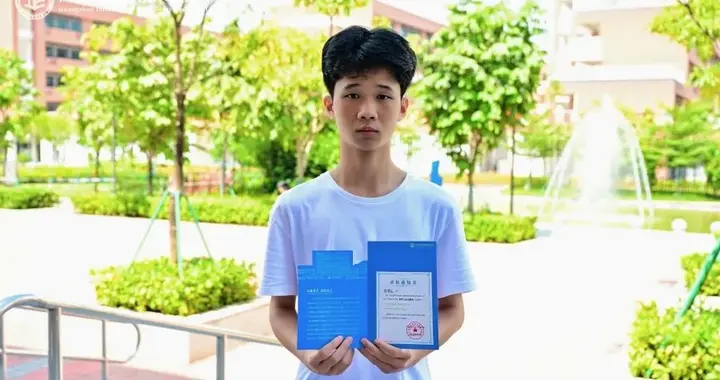 广州中考699分男生偷偷将志愿为中职，父亲出分当晚才知道，本人回应：未来想当程序员，AI时代也不怕