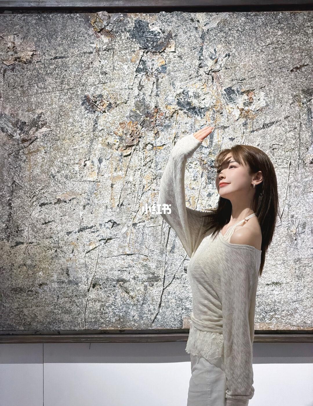 长春今天下了很大的雨
呜呜我此时此刻应该在杭州 大莲花等我杰伦  为何连黄牛都抢