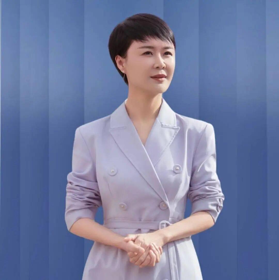 最后朋友圈仍宣传新疆
1月14日23时12分，新疆维吾尔自治区农产品品牌建设与产