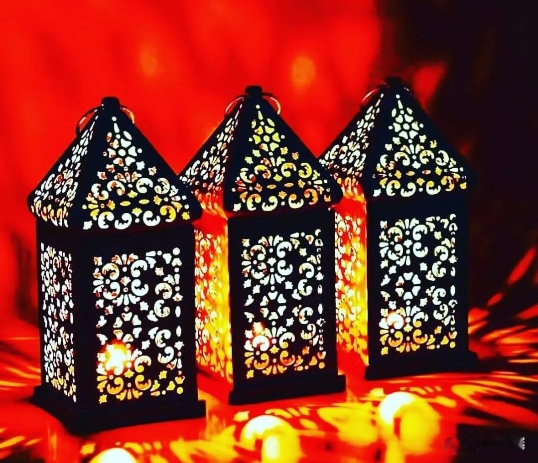 在阿拉伯和中东地区的穆斯林中，有一种特殊的传统，就是在夜晚，尤其是在斋月期间，在