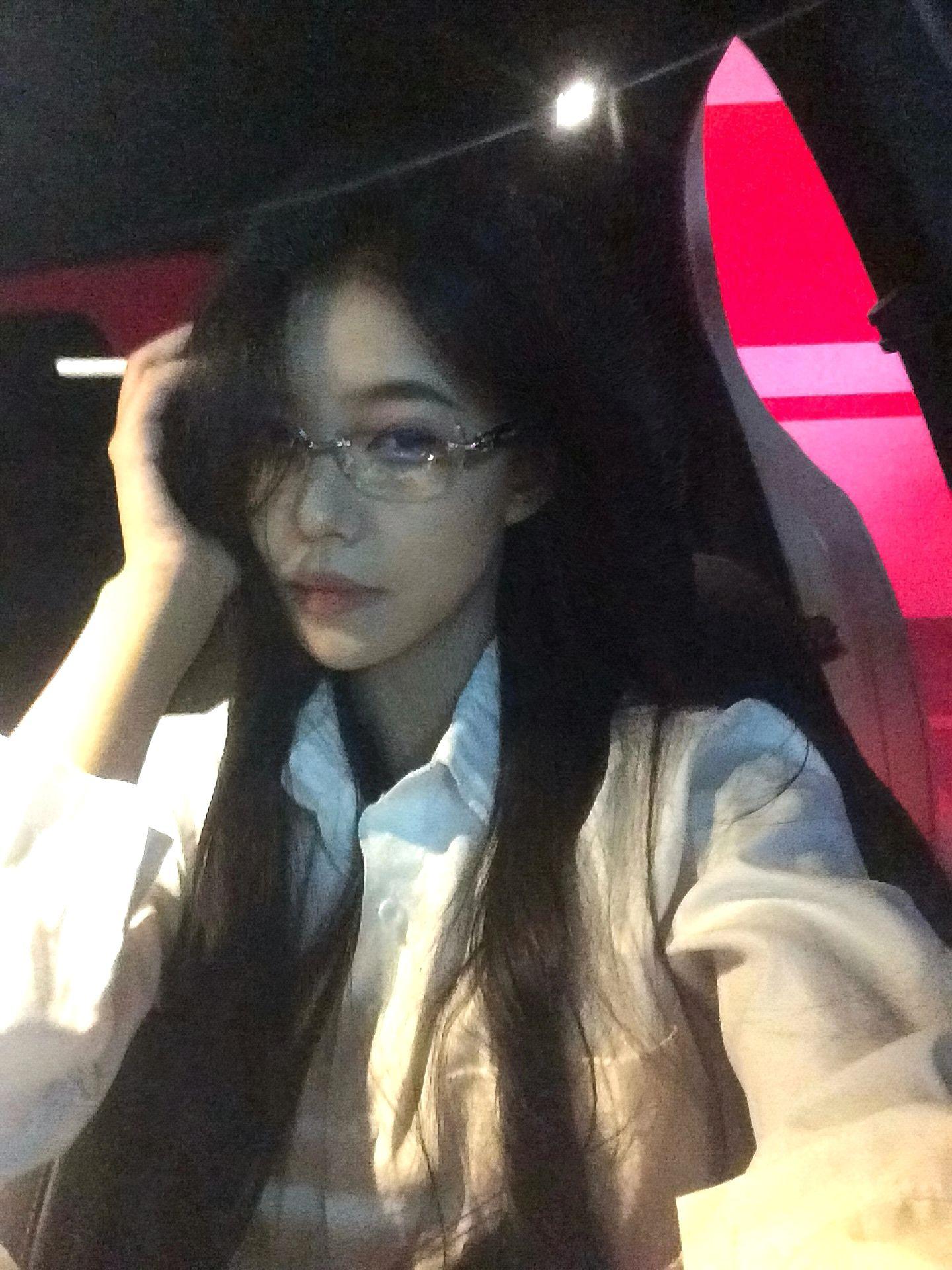 宝宝 我会边按门铃 边敲门