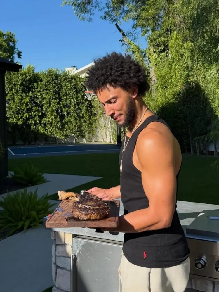 本西蒙斯的快乐生活 