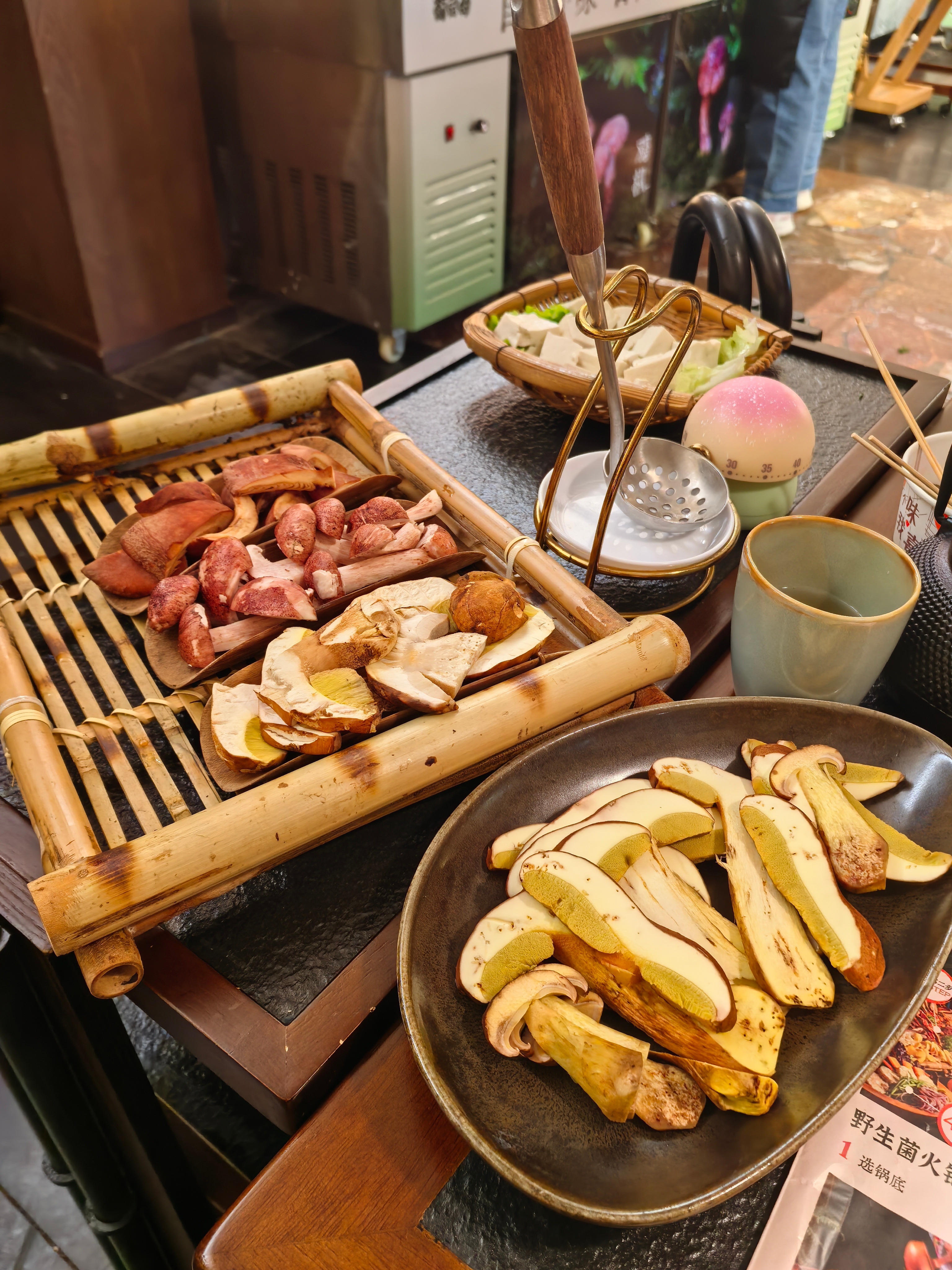 这吃完不得躺板板吧[doge]cam的汽车日常  ​​​
