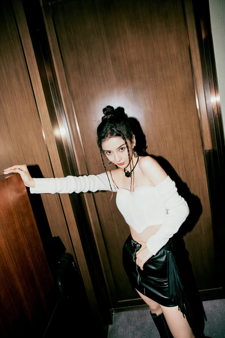 angelababy 杨颖 🎀双丸子小魔头报到🕶️