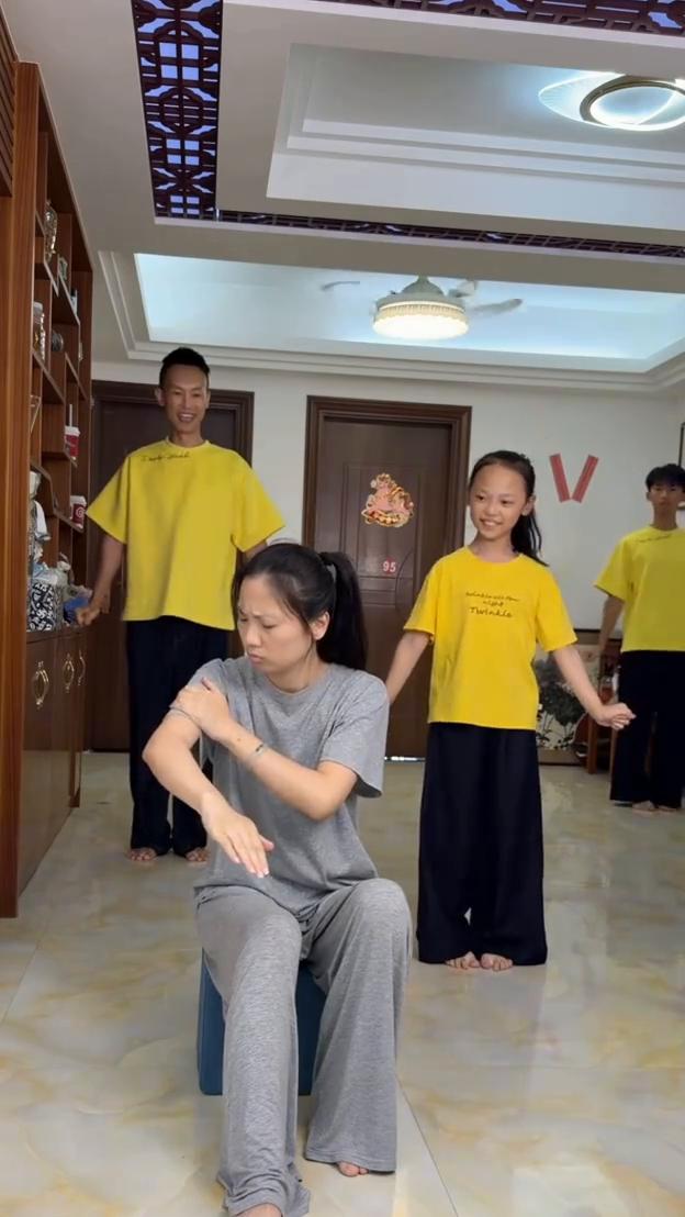 嗯，哈，哈哈，哈哈。
