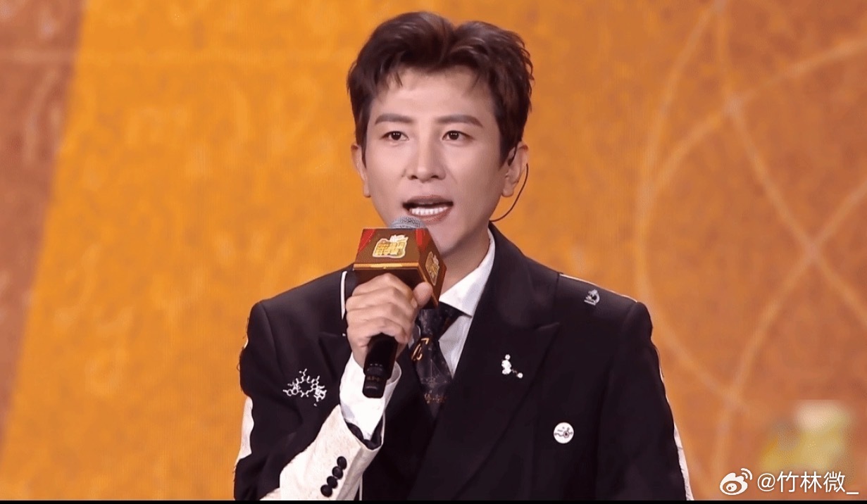 科学家发现大笑也能治病乔杉这段cos蒙娜丽莎真的活灵活现了科学家发现大笑也能治病