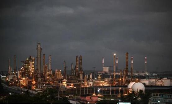 特朗普没料到，中国会果断放弃购买！俄一个电话打到北京，聊美了
 
1 月 3 日