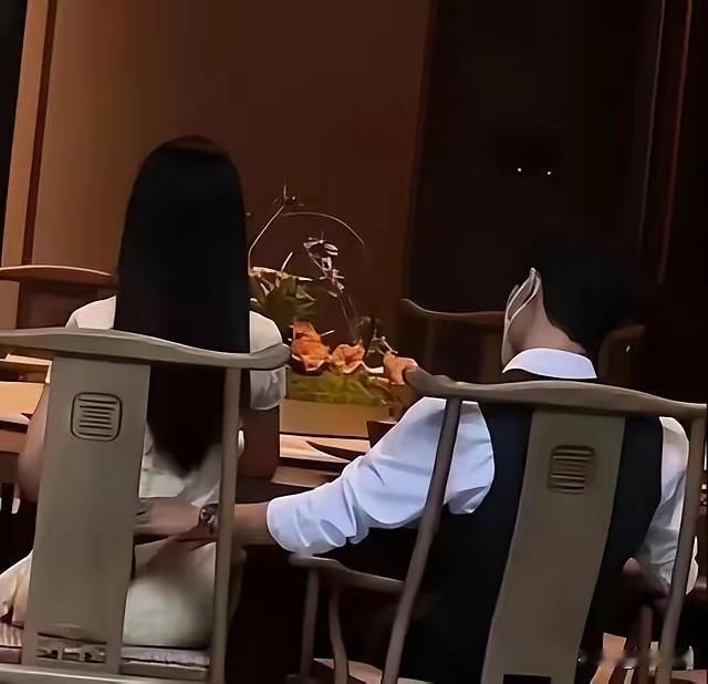 还有人为姓赵的职业生涯感到惋惜，你想过没有？老手和初犯是不一样的，很明显这并不是