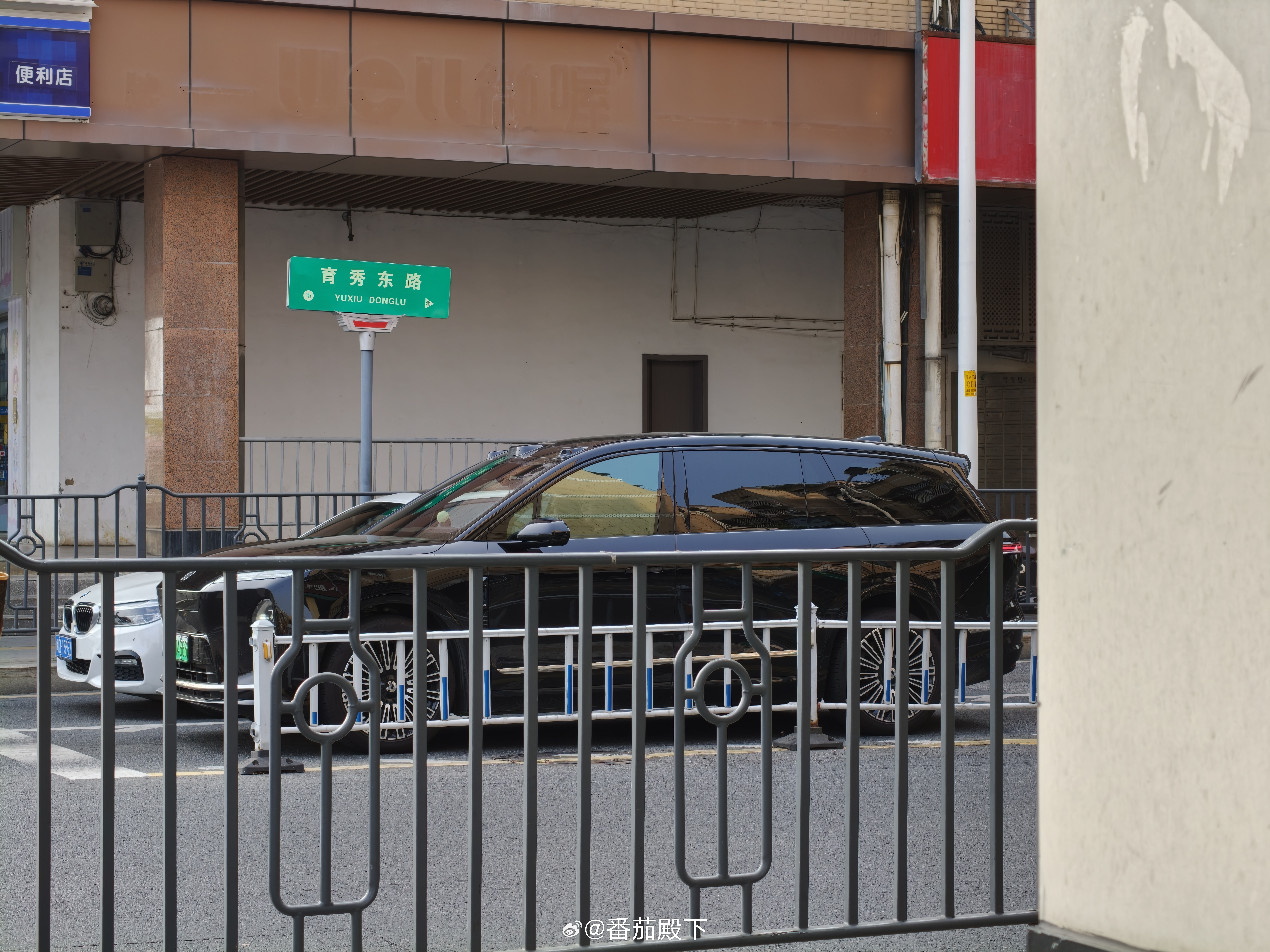 厦门蔚来ES8是真多……