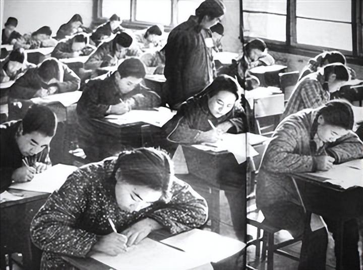 1978年，知青王鲁明（化名）在担任中学老师期间，有一学生在作业本里夹了一张求爱