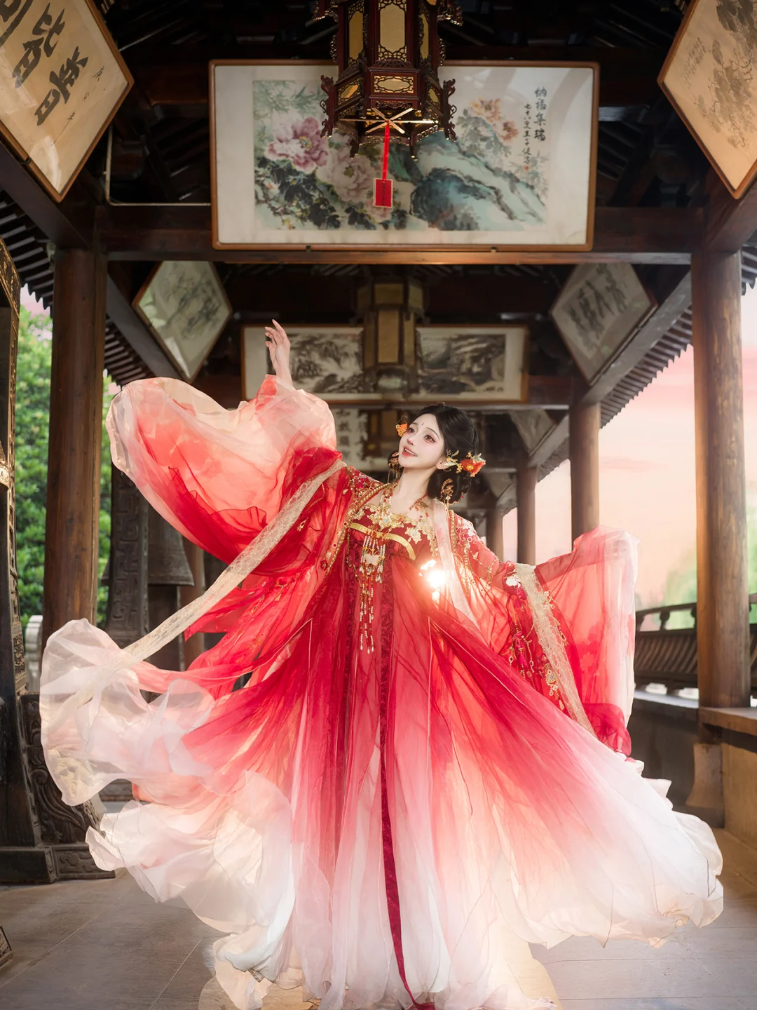 “国色天香，灼灼芳华”