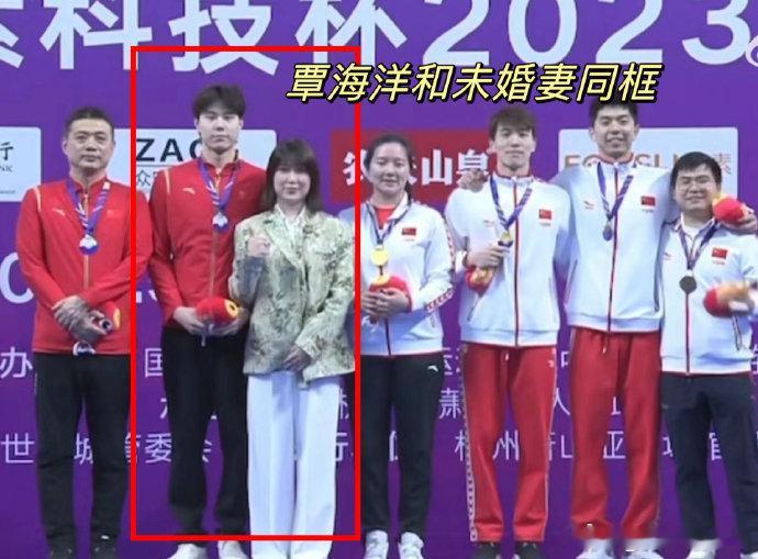 #覃海洋未婚妻发文#首先，这男的是谁？没听说过，其次，未婚妻发文，能不能放点实锤