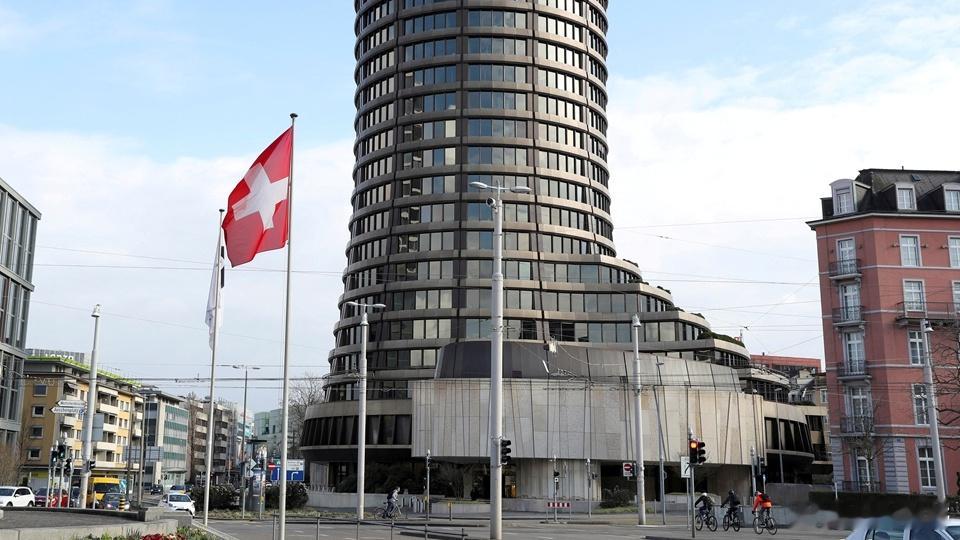 【BIS警告：散户正将黄金和美股推向泡沫区域】国际清算银行（BIS）8日警告，散